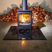 Piec kominkowy opalany drewnem Charnwood Aire 3 o mocy 3,6kW